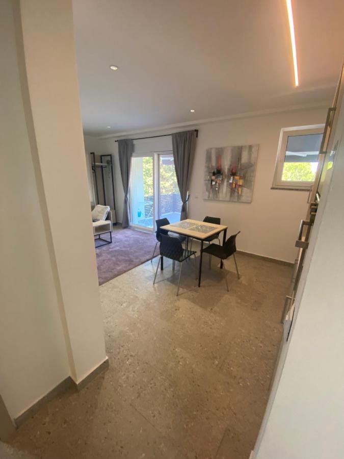 Apartmani Kumenat Biograd Na Moru Exterior photo
