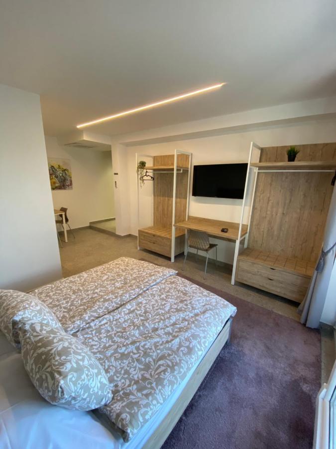 Apartmani Kumenat Biograd Na Moru Exterior photo
